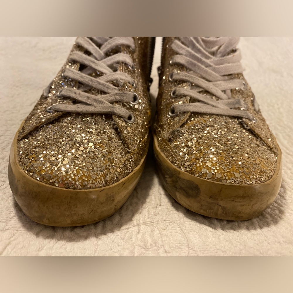Glittery Francy Golden Goose.